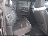 GMC SIERRA 1500 4WD SHORT BOX AT4 3GTPUEEL2NG521193 снимка