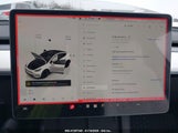 TESLA MODEL Y AWD/LONG RANGE DUAL MOTOR ALL-WHEEL DRIVE 7SAYGAEE8PF706706 снимка