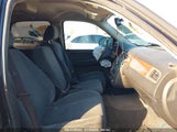 GMC YUKON SLE 1GKFC13048R****** photo