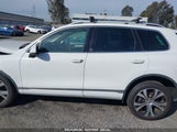 VOLKSWAGEN TOUAREG V6 WOLFSBURG EDITION WVGRF7BP6HD003848 photo
