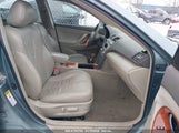 TOYOTA CAMRY HYBRID 4T1BB3EK1BU****** снимка
