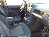 JEEP COMPASS SPORT 1C4NJCBA0GD600417 снимка