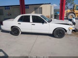 FORD CROWN VICTORIA POLICE/POLICE INTERCEPTOR 2FAFP71W66X****** снимка