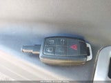 VOLVO C30 T5/T5 R-DESIGN YV1672MK7B2****** снимка