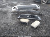 TOYOTA TUNDRA SR5 5.7L V8 5TFBV54128X040335 снимка