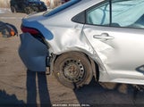 TOYOTA COROLLA LE 5YFEPMAE3NP325550 снимка