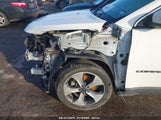 JEEP COMPASS LATITUDE FWD 3C4NJCBB9JT226836 photo