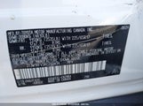 TOYOTA RAV4 XLE 2T3W1RFV3RC293434 снимка