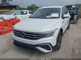 VOLKSWAGEN TIGUAN 2.0T SE 3VV3B7AX9PM003760 снимка