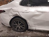 TOYOTA CAMRY XLE HYBRID 4T1F31AK0NU588162 снимка