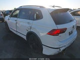VOLKSWAGEN TIGUAN 2.0T SE R-LINE BLACK 3VVCB7AX1NM022655 снимка