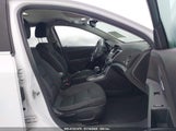 CHEVROLET CRUZE LIMITED 1LT AUTO 1G1PE5SB6G7176055 fotografie