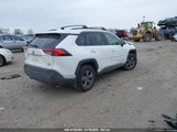 TOYOTA RAV4 HYBRID XLE JTMRWRFV0PD****** photo