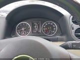VOLKSWAGEN TIGUAN 2.0T/2.0T S WVGAV7AX3HK010026 снимка