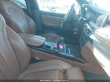 BMW X5 XDRIVE35I 5UXKR0C38H0X81705 снимка