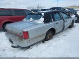 LINCOLN TOWN CAR EXECUTIVE 1LNLM81W9TY****** снимка