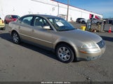 VOLKSWAGEN PASSAT GLX WVWTH63B81P****** снимка