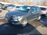 VOLKSWAGEN TIGUAN S WVGAV7AX6FW611565 photo