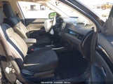 MITSUBISHI OUTLANDER ES JA4AD2A36KZ017617 снимка