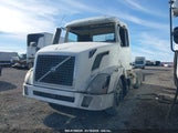 VOLVO VN VNL 4V4NC9EG0GN****** снимка