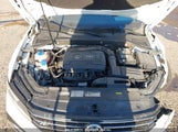 VOLKSWAGEN PASSAT 1.8T R-LINE 1VWDT7A38HC029280 photo