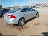 VOLVO S60 T5 YV1612FS8E1280774 снимка