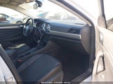 VOLKSWAGEN JETTA 1.4T R-LINE/1.4T S/1.4T SE 3VWCB7BU7KM263521 снимка