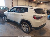 JEEP COMPASS LATITUDE 4X4 3C4NJDBB9NT152152 снимка