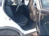 TOYOTA RAV4 LE JTMBFREVXHJ****** снимка