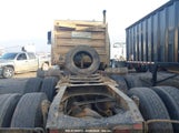 VOLVO VN VNM 4V4MC9DG2CN550350 снимка