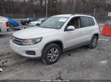 VOLKSWAGEN TIGUAN 2.0T/2.0T S WVGAV7AXXHK028507 photo