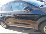 HYUNDAI TUCSON SE PLUS KM8J33A49HU381233 снимка