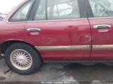 FORD CROWN VICTORIA LX 2FACP74W1NX****** снимка