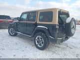 JEEP WRANGLER UNLIMITED SAHARA 4X4 1C4HJXEN6LW113725 fotografie