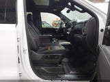 GMC SIERRA 1500 4WD SHORT BOX AT4 3GTP9EED3MG184848 снимка