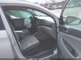 HYUNDAI TUCSON SEL KM8J3CA40JU769165 снимка