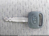 TOYOTA CAMRY LE JTDBE32K430242773 снимка