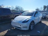 TESLA MODEL Y LONG RANGE DUAL MOTOR ALL-WHEEL DRIVE 7SAYGDEE1RA283162 снимка