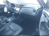 NISSAN ROGUE SL JN8AT2MTXJW492230 photo