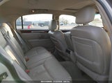 LINCOLN TOWN CAR SIGNATURE LIMITED 1LNHM82W85Y655115 photo