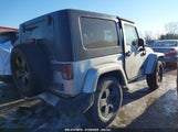 JEEP WRANGLER SAHARA 1J4FA541X8L****** снимка
