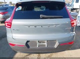 VOLVO XC40 B5 ULTIMATE DARK THEME YV4L12UX3P2939166 photo