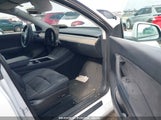 TESLA MODEL Y LONG RANGE DUAL MOTOR ALL-WHEEL DRIVE 7SAYGAEEXNF505144 fotografie