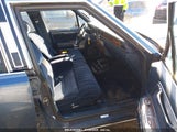 LINCOLN TOWN CAR 1LNBM81F7JY****** снимка