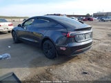 TESLA MODEL 3 LONG RANGE DUAL MOTOR ALL-WHEEL DRIVE/REAR-WHEEL DRIVE 5YJ3E1EA9RF828939 photo