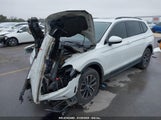 VOLKSWAGEN TIGUAN 2.0T SE/2.0T SE R-LINE BLACK/2.0T SEL 3VV3B7AXXLM018570 photo