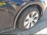 TESLA MODEL Y AWD/LONG RANGE DUAL MOTOR ALL-WHEEL DRIVE 7SAYGAEE0PF646470 fotografie