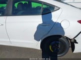 HYUNDAI ELANTRA SE 5NPD74LF5JH376878 снимка