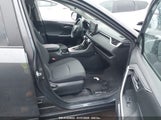 TOYOTA RAV4 XLE 2T3P1RFV4LW131273 снимка