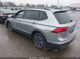 VOLKSWAGEN TIGUAN 2.0T S 3VVRB7AX9RM111468 fotografie